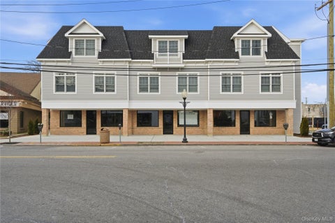 Apartment For Rent - 180 Deer Park Avenue #301<br/> Suffolk County, Babylon, NY 11702