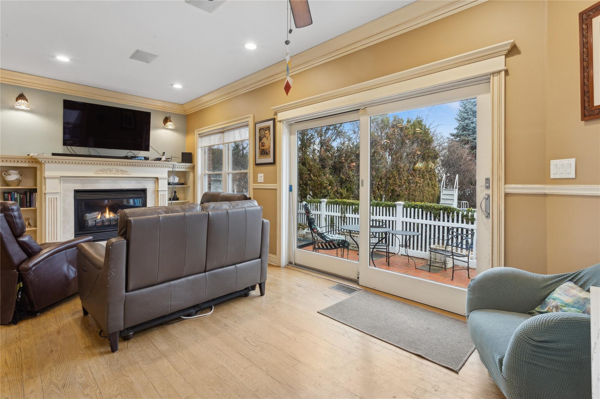 9 Willis Avenue, Floral Park, New York image 15