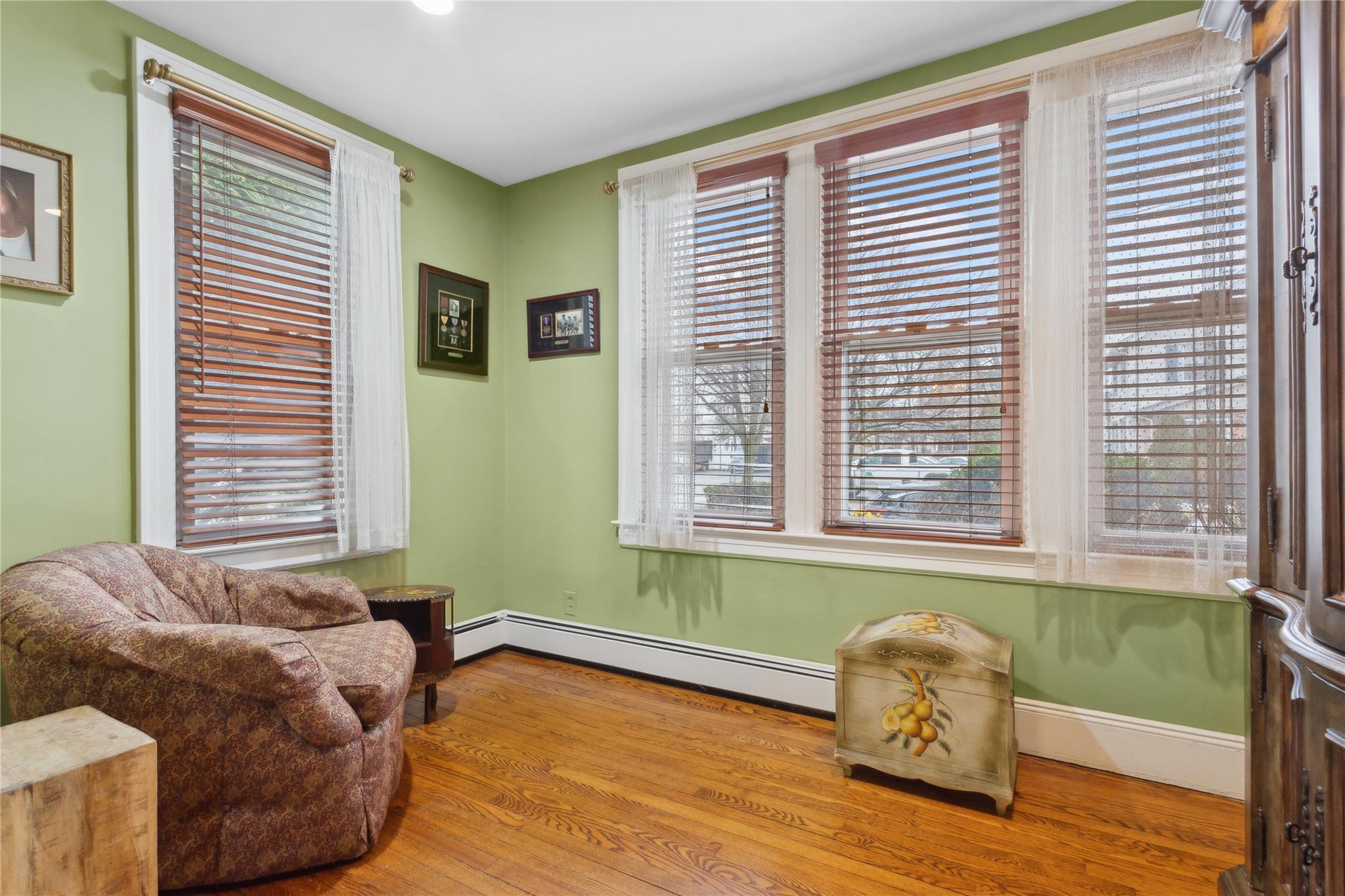9 Willis Avenue, Floral Park, New York image 6