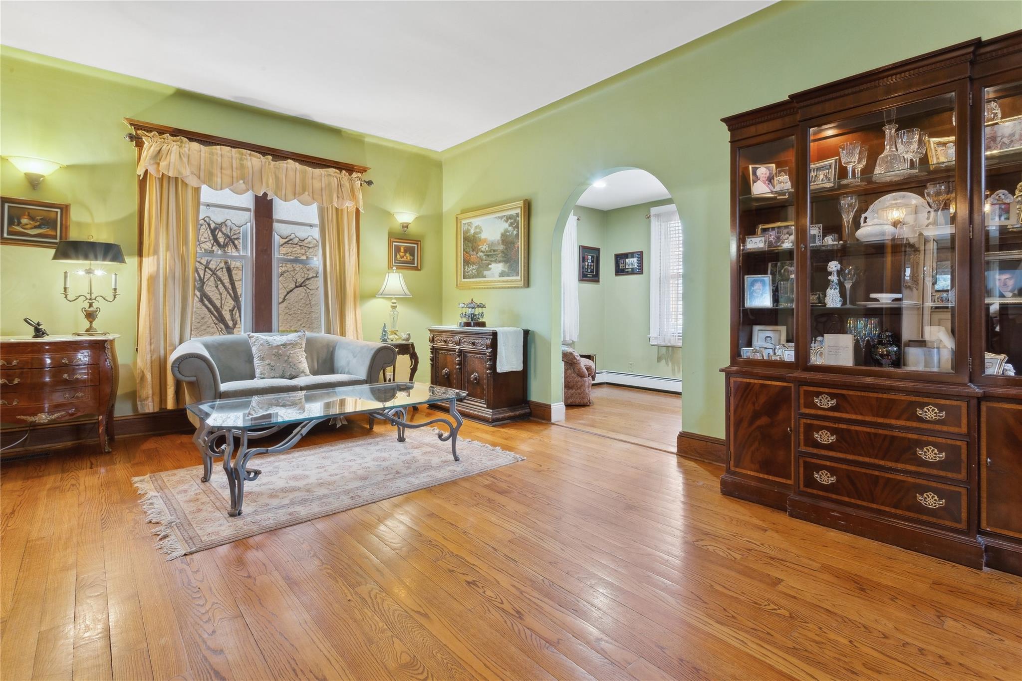 9 Willis Avenue, Floral Park, New York image 5