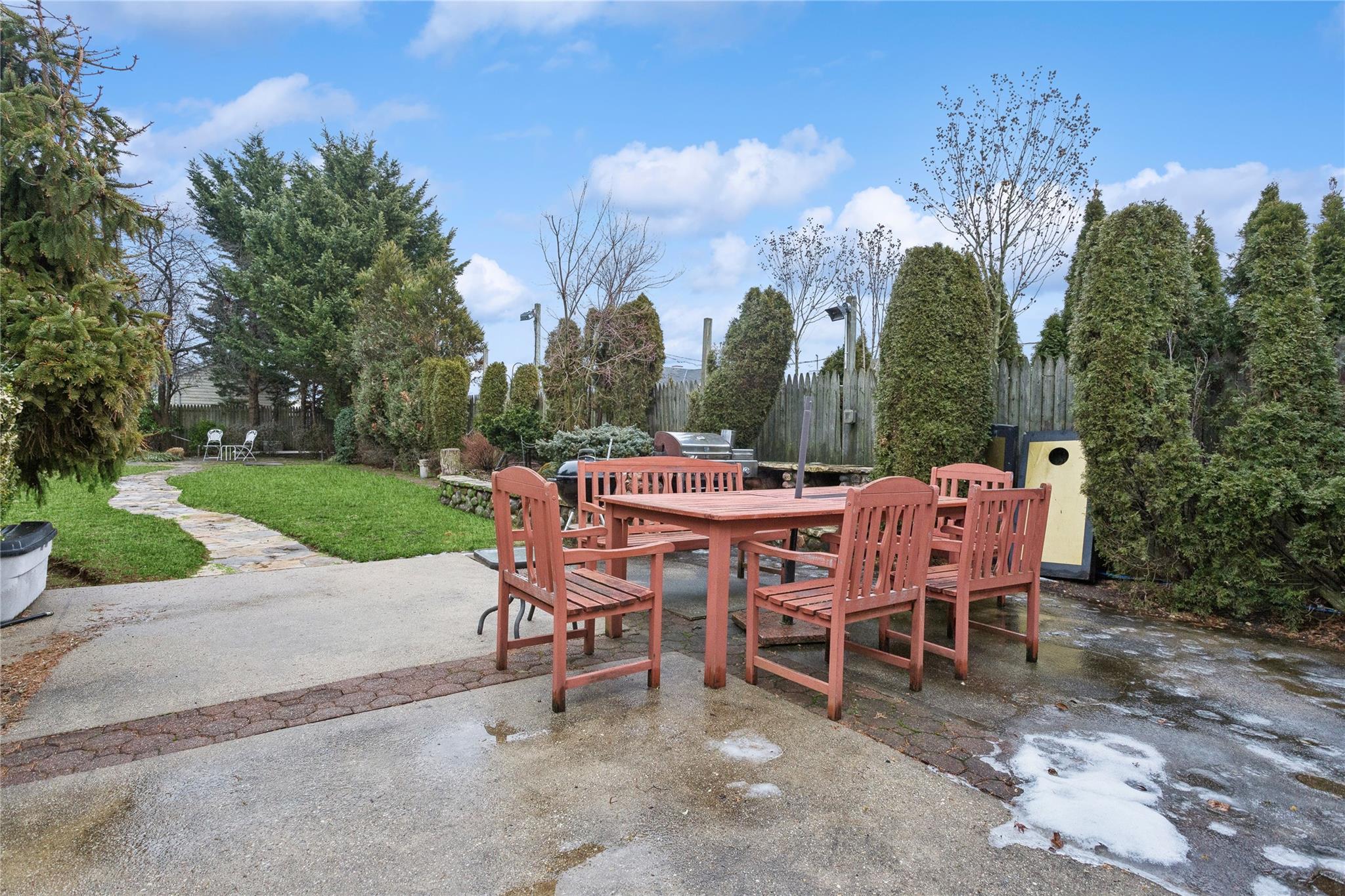 9 Willis Avenue, Floral Park, New York image 29