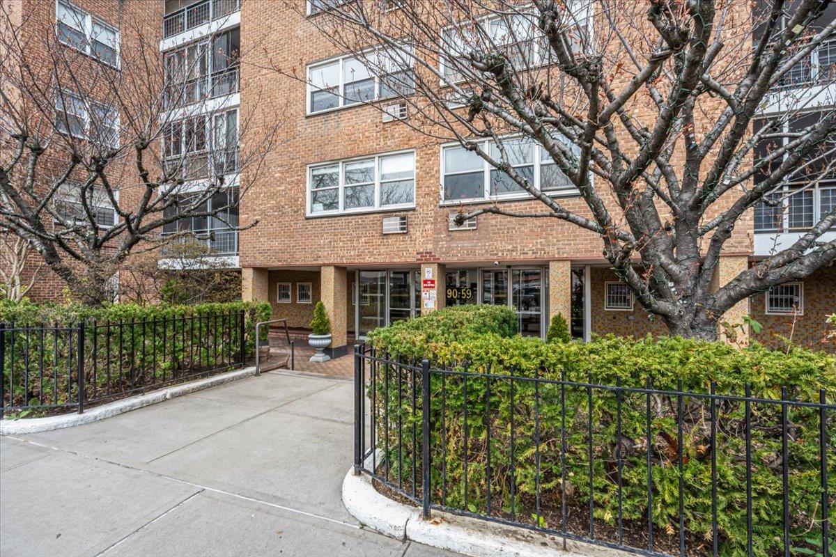 90-59 56th Avenue #2J, Elmhurst, New York image 2