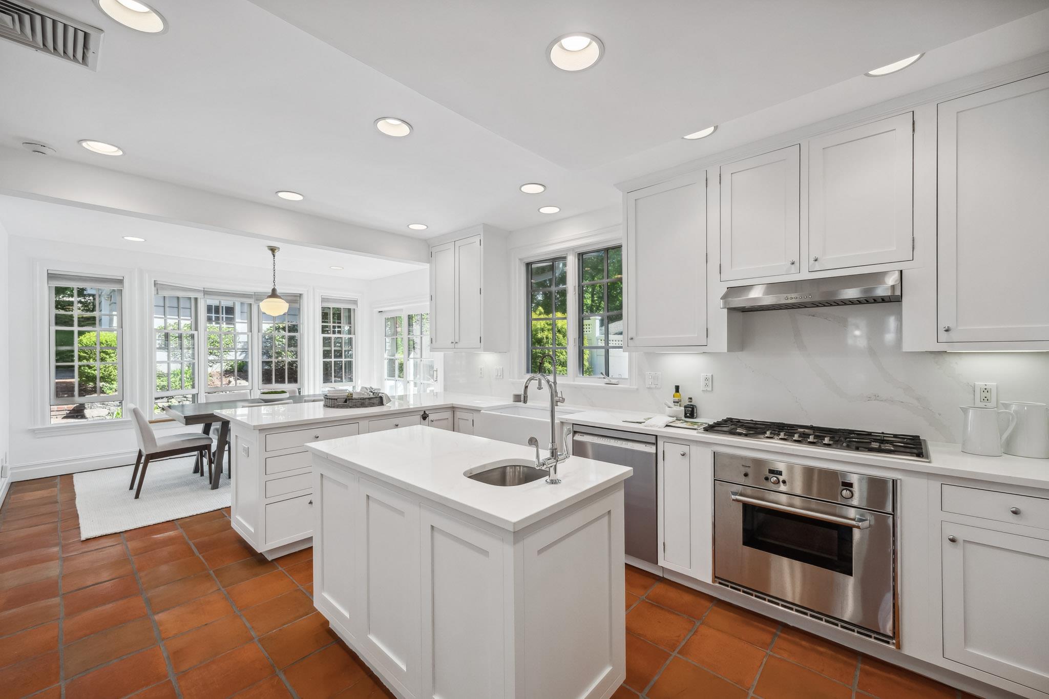 92 Walworth Avenue