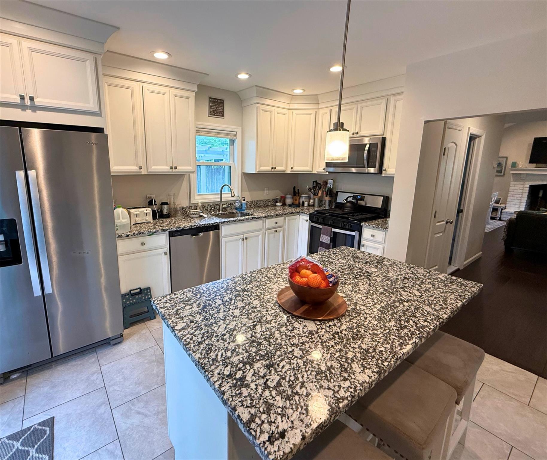 1 Roberta Street, East Patchogue, New York image 5