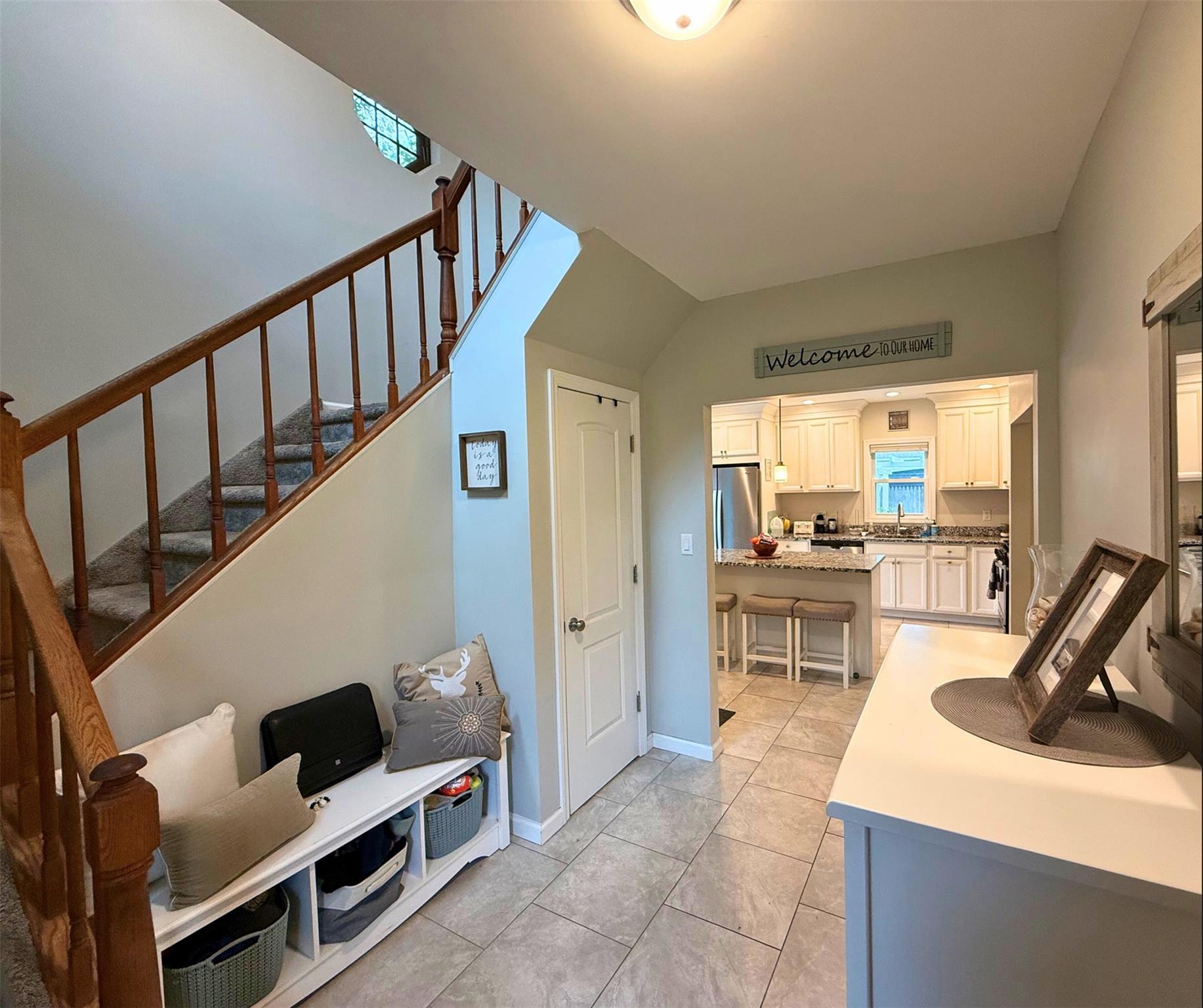 1 Roberta Street, East Patchogue, New York image 3