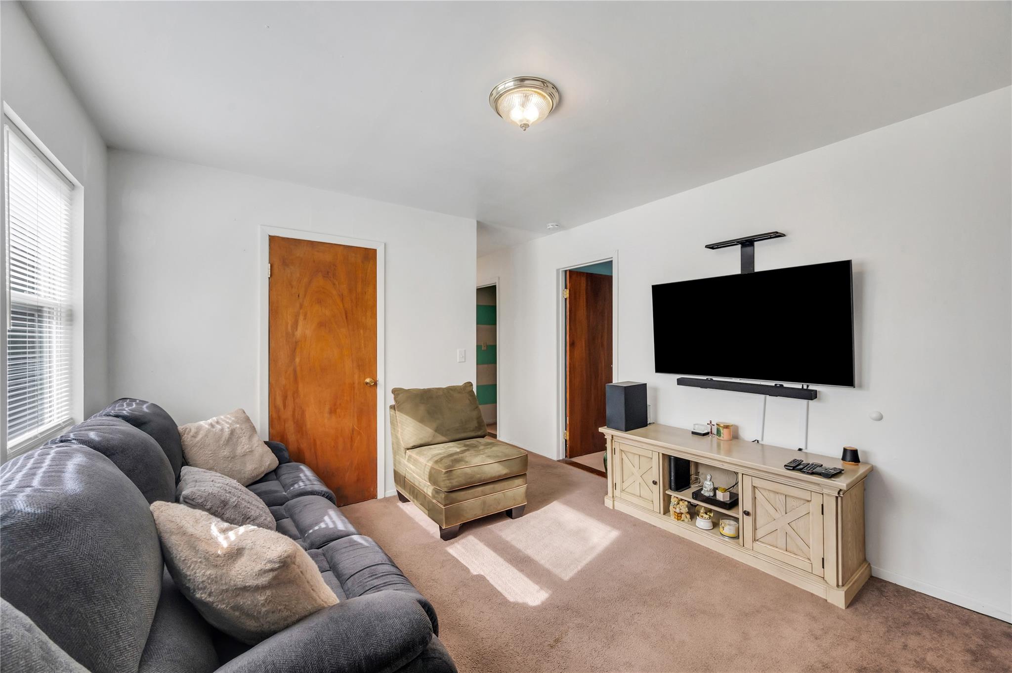 1584 N Gardiner Drive, Bay Shore, New York image 27