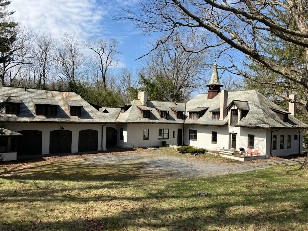 12 Pine Hill Road