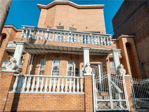 Multifamily For Sale - 1392 Commonwealth Avenue<br/> Bronx, NY 10472