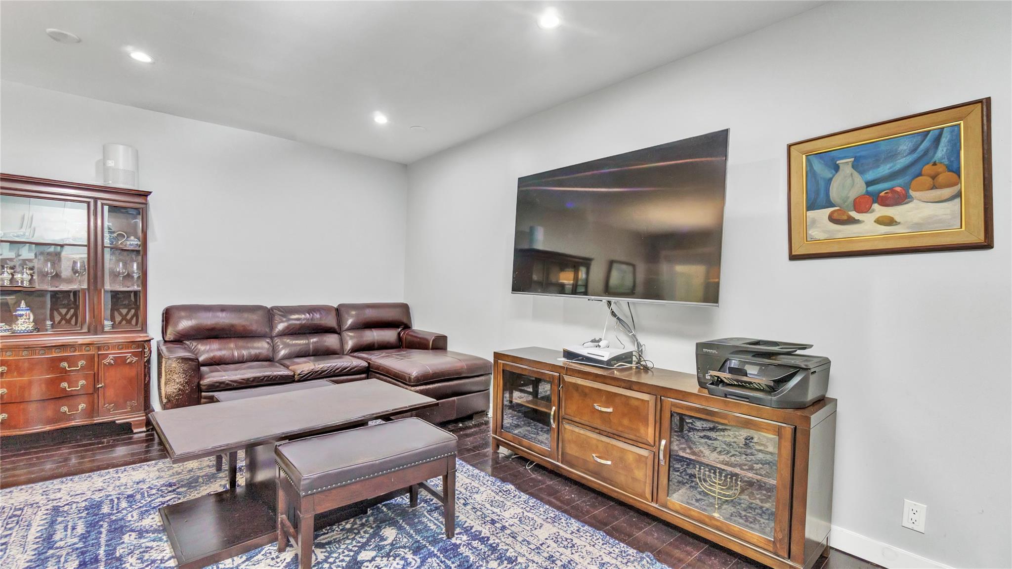16 Stoner Avenue #1F, Great Neck, New York image 5