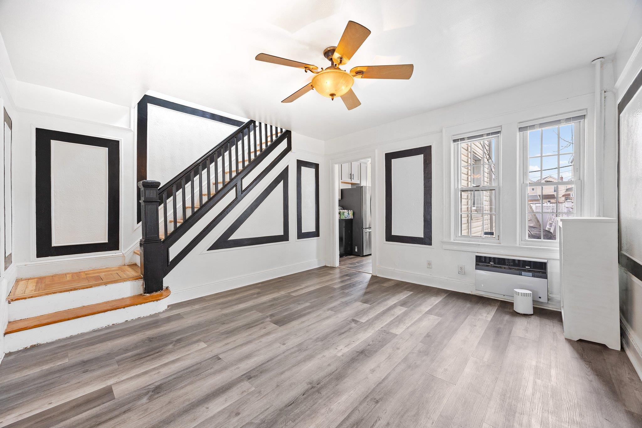 Property for Sale at 79th Street, Middle Village, Queens, NY - Bedrooms: 3 
Bathrooms: 2 
Rooms: 6  - $828,000