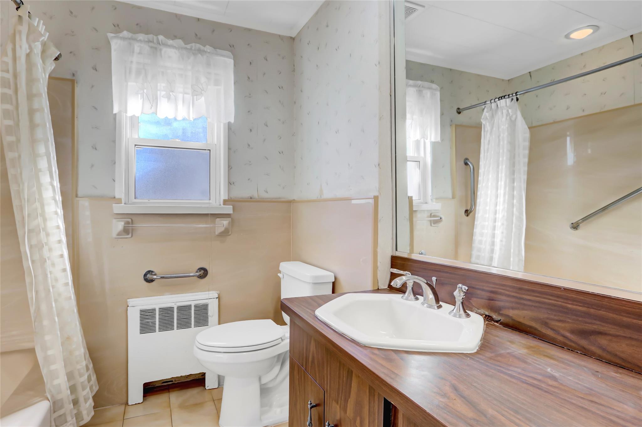 156 White Road, Mineola, New York image 13