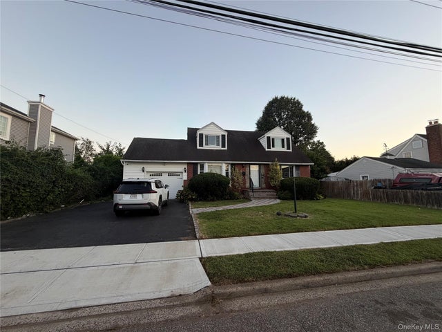 18 Alexander Avenue