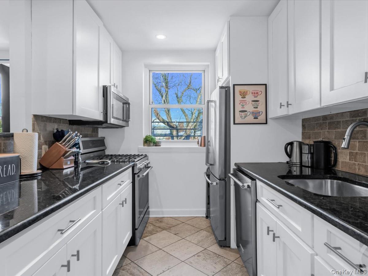 35-32 205th Street 279