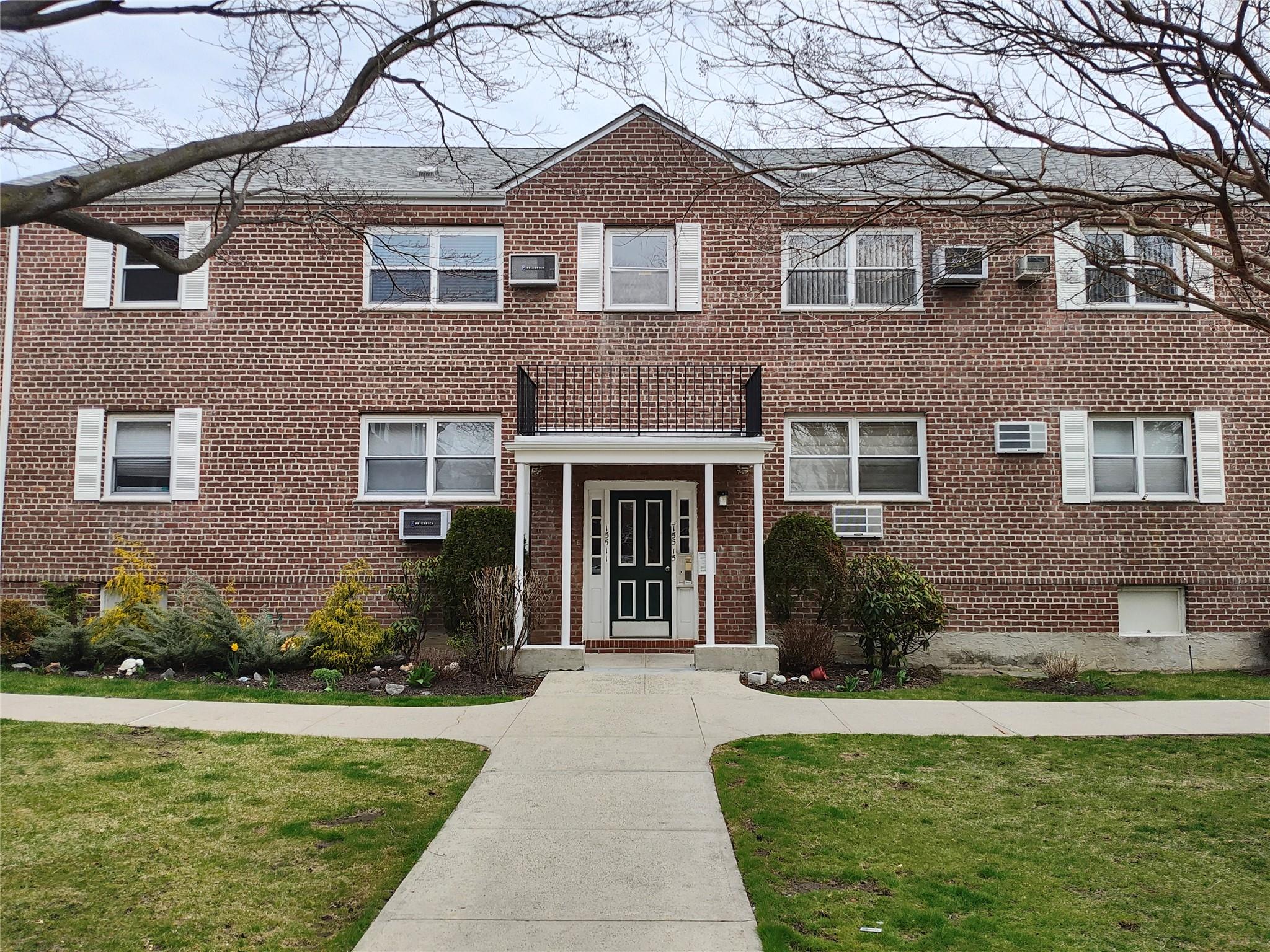 155-11 89th Street #2L, Howard Beach, New York image 11