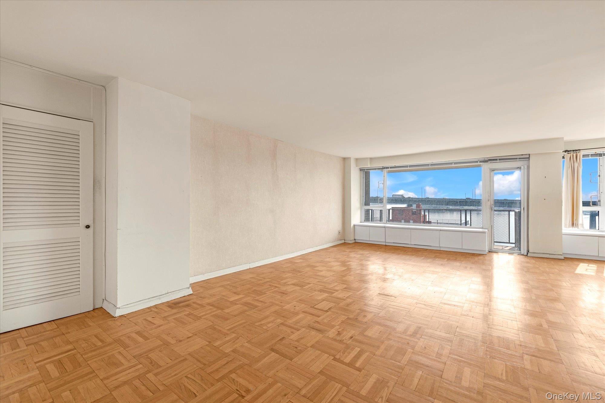 166-25 Powells Cove Boulevard 11L