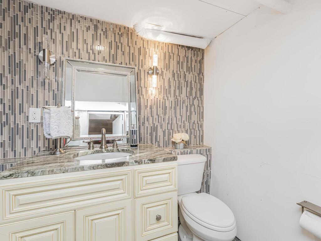 16 Joan Drive, Yonkers, New York image 22