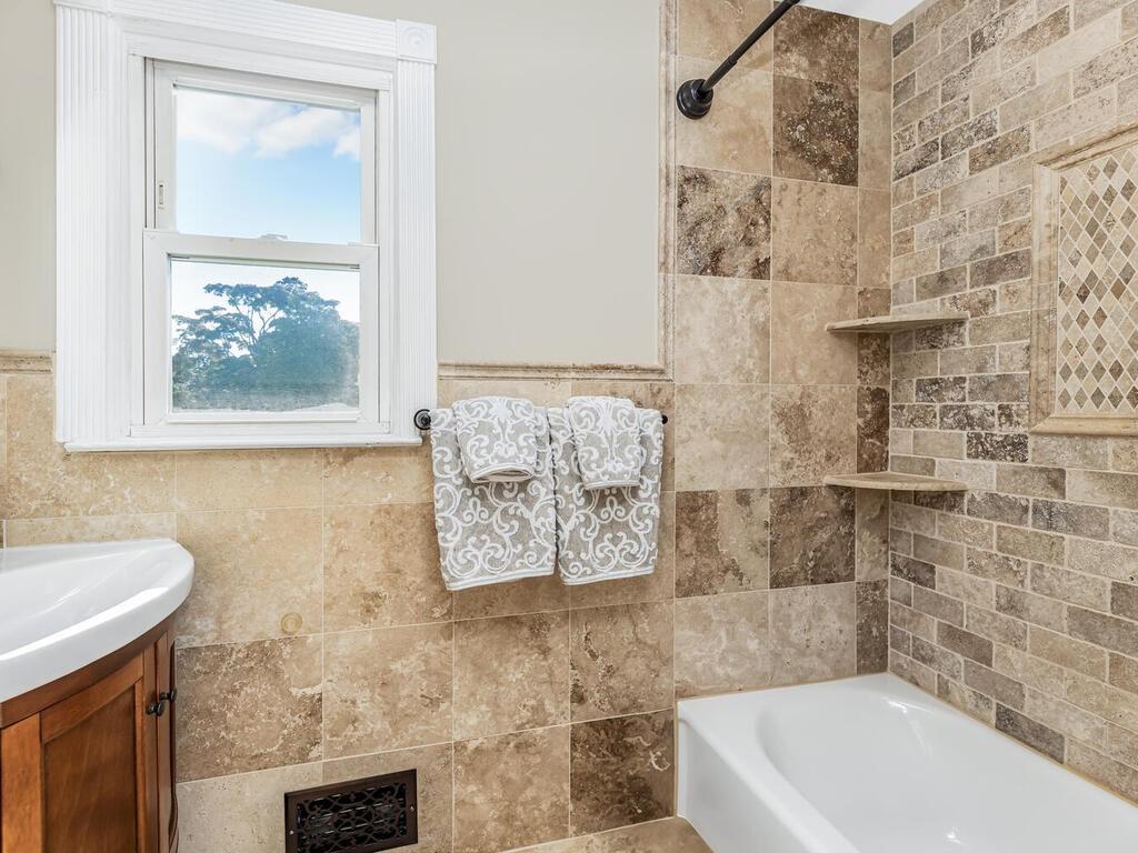 16 Joan Drive, Yonkers, New York image 19