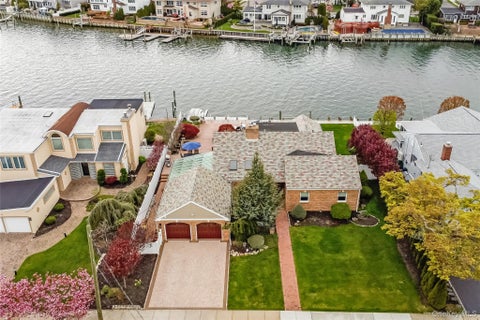 Homes For Sale - 209 W Shore Drive<br/> Massapequa, NY 11758