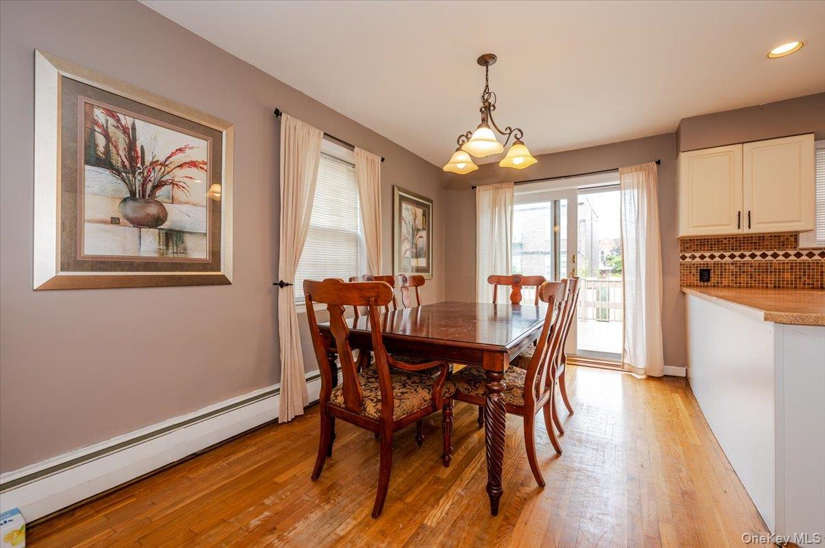 2815 Coddington Avenue