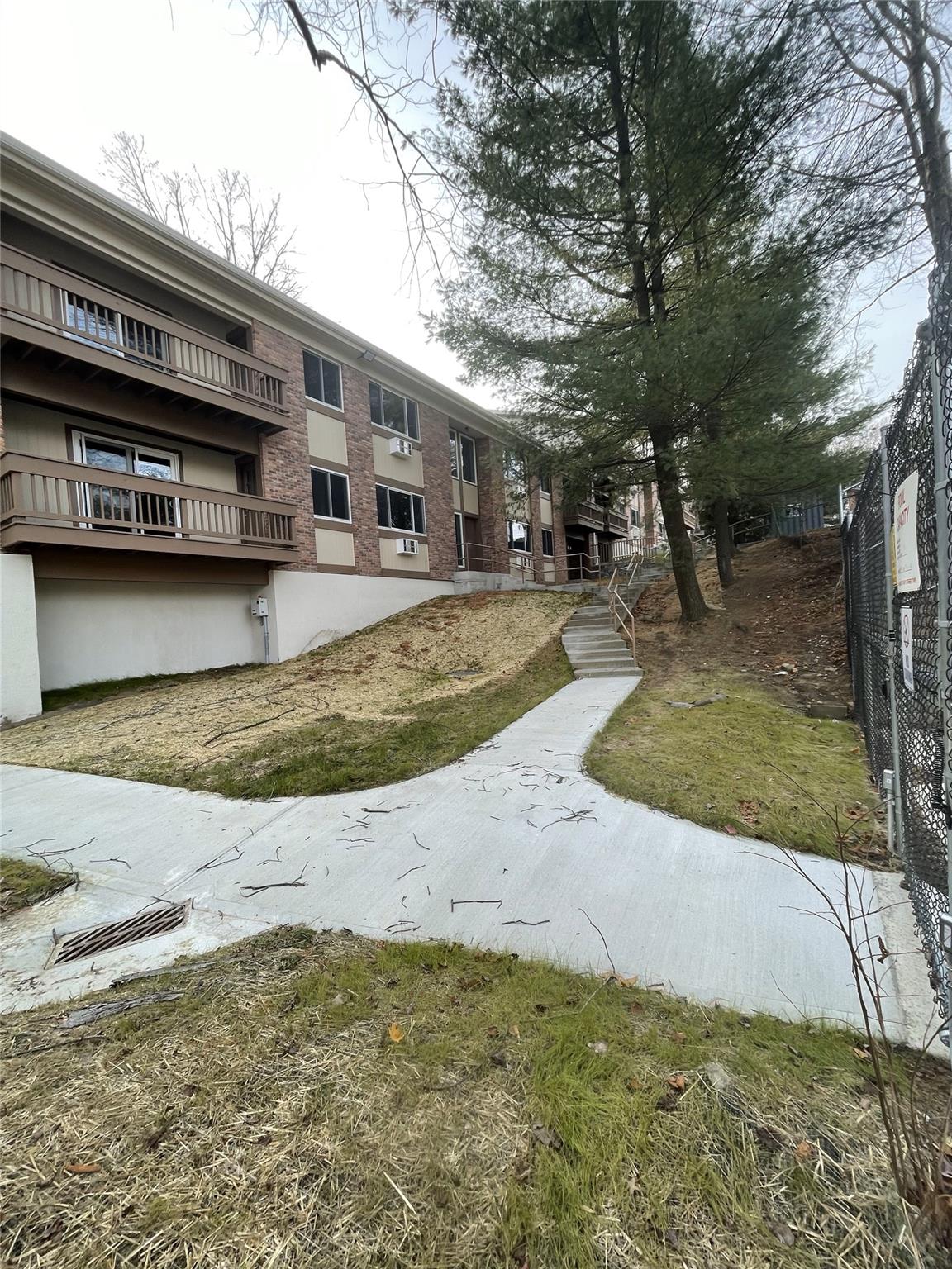 3 Woods End Circle Cir #3P, Peekskill, New York image 32