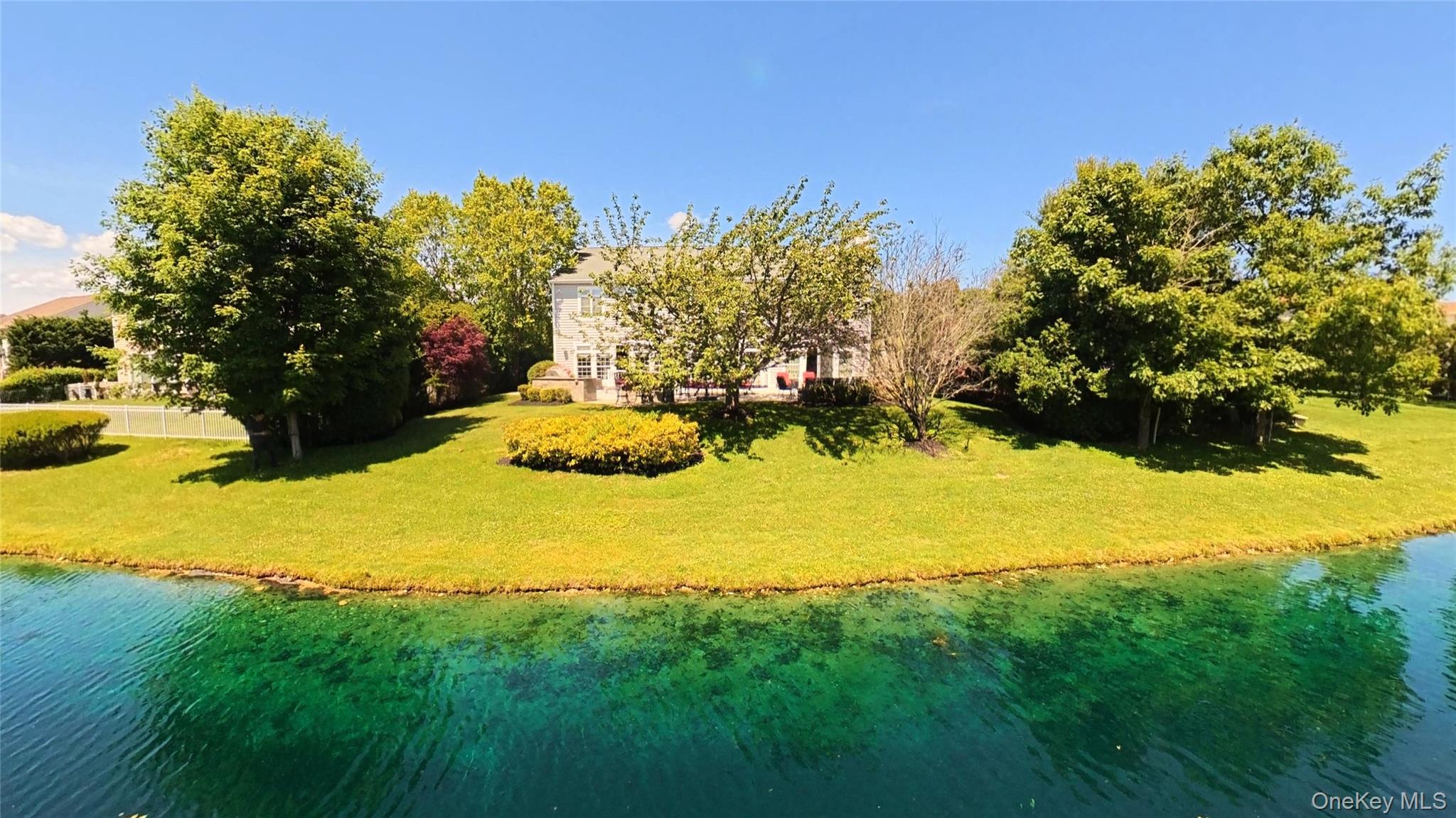 38 Hamlet Woods Drive