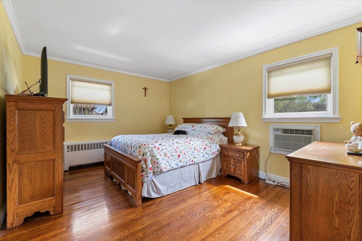 2 Manor Drive, Bethpage, New York image 18