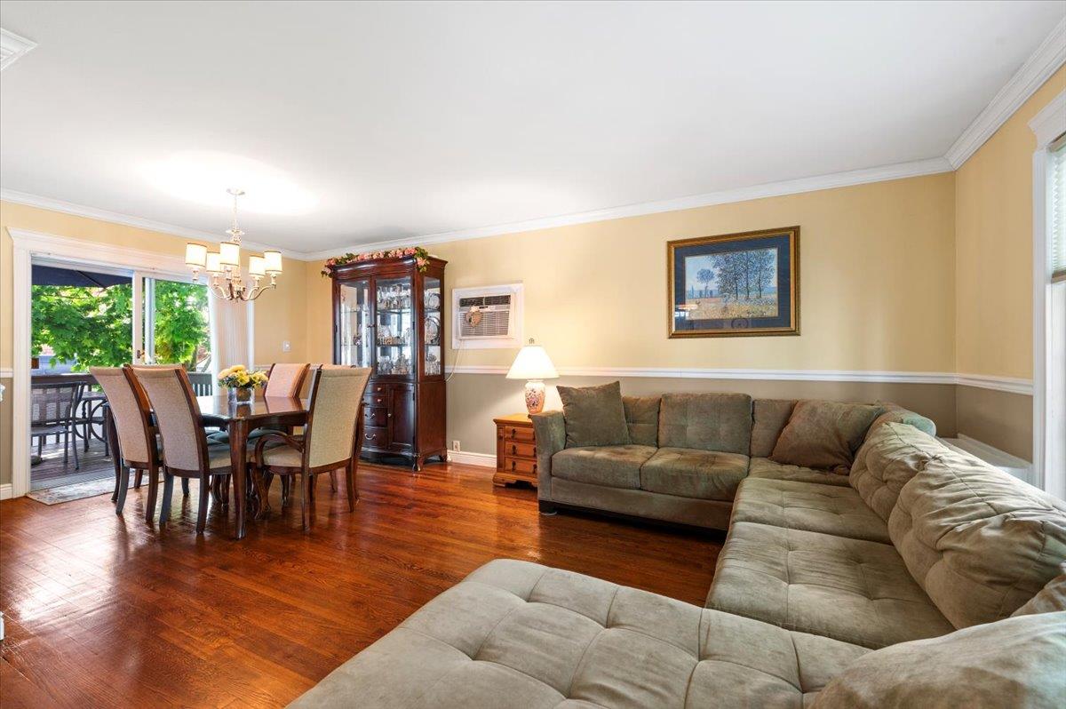 2 Manor Drive, Bethpage, New York image 7
