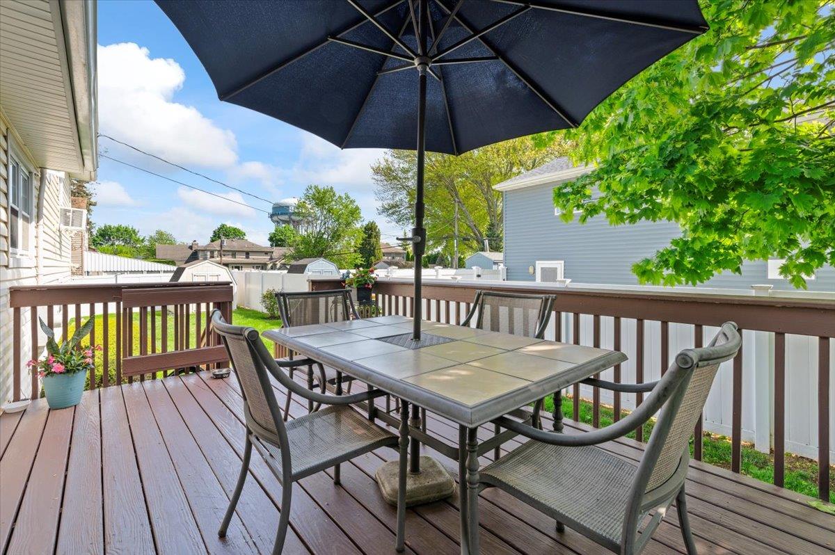 2 Manor Drive, Bethpage, New York image 25