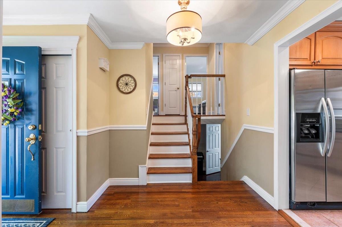 2 Manor Drive, Bethpage, New York image 14