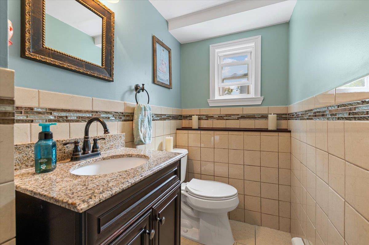 2 Manor Drive, Bethpage, New York image 23