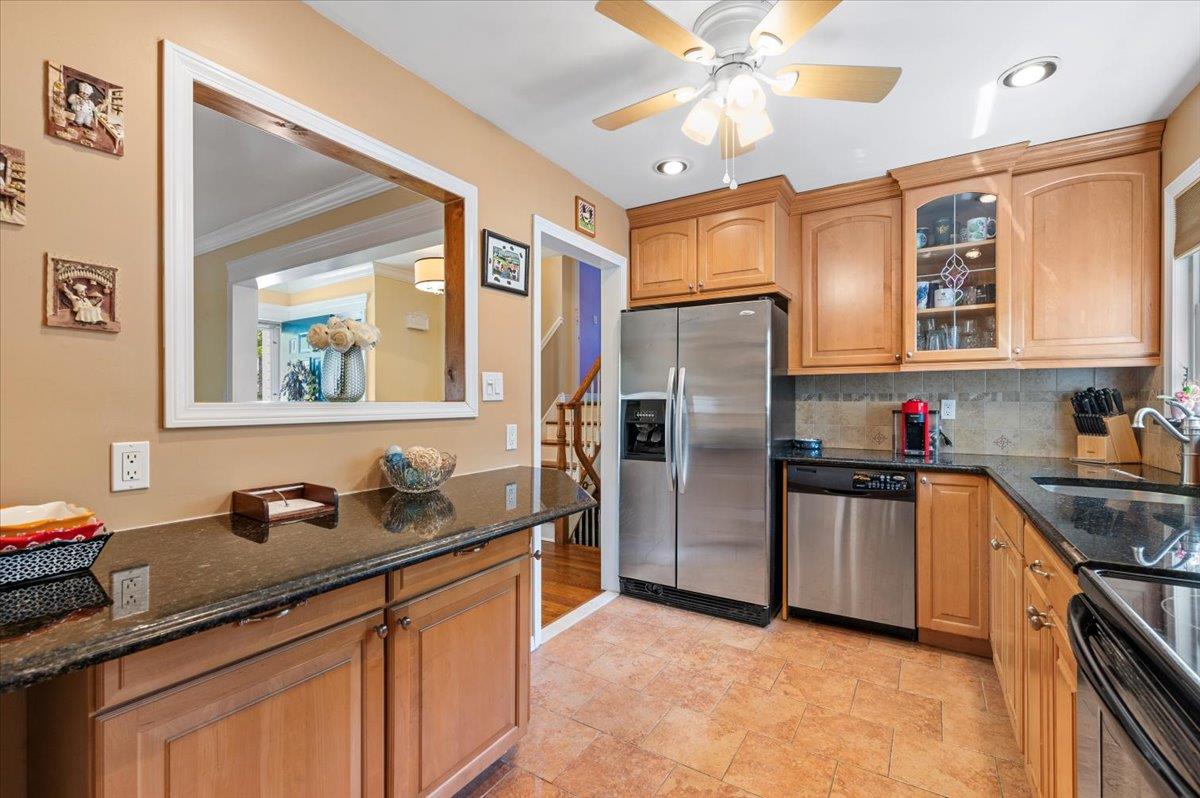 2 Manor Drive, Bethpage, New York image 13