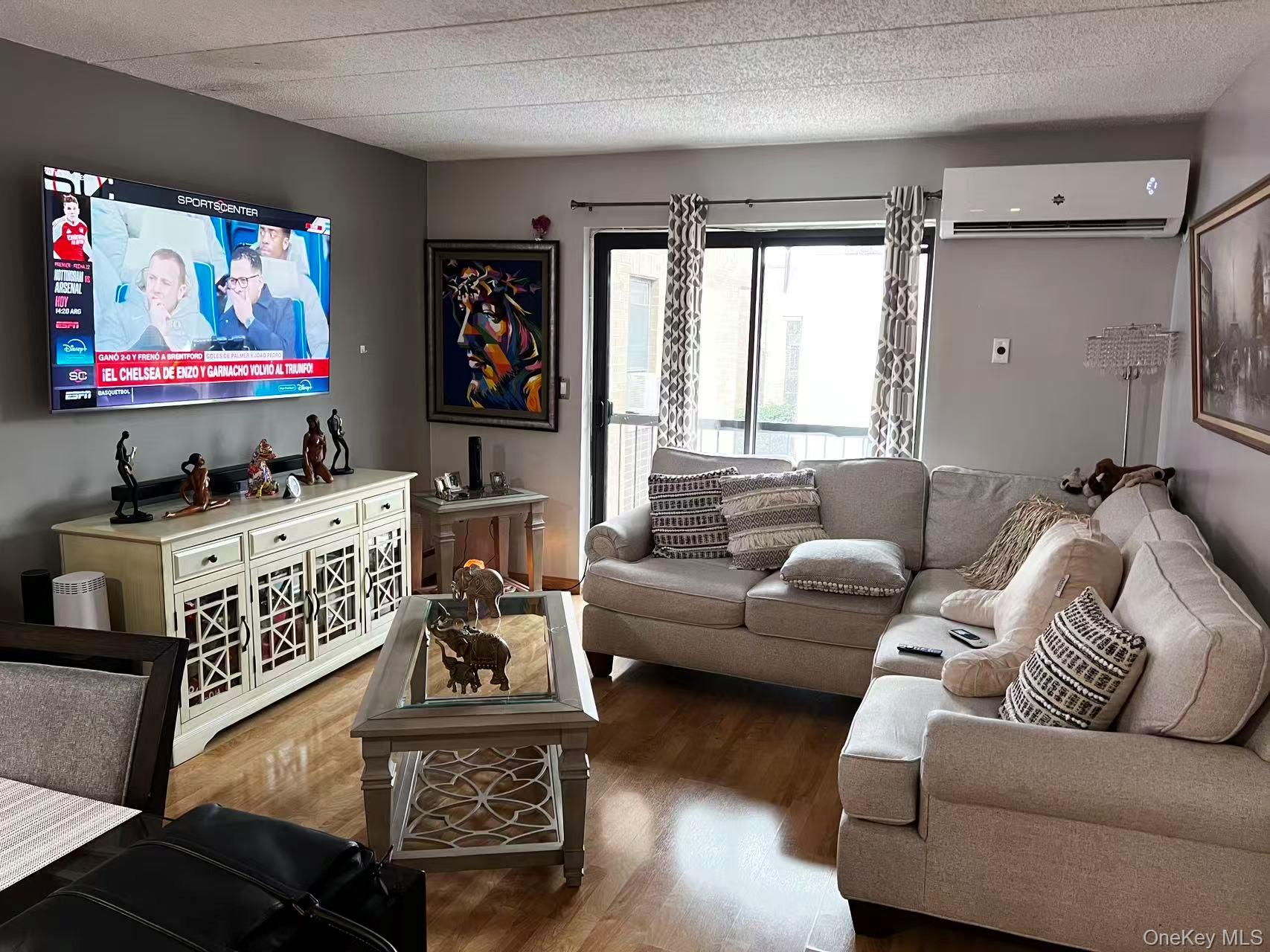 75-22 Parsons Boulevard D3