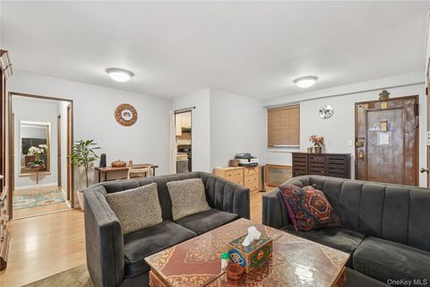 Photo of 35-50 85 St St #3D, Jackson Heights, NY 11372 (MLS # 925011)