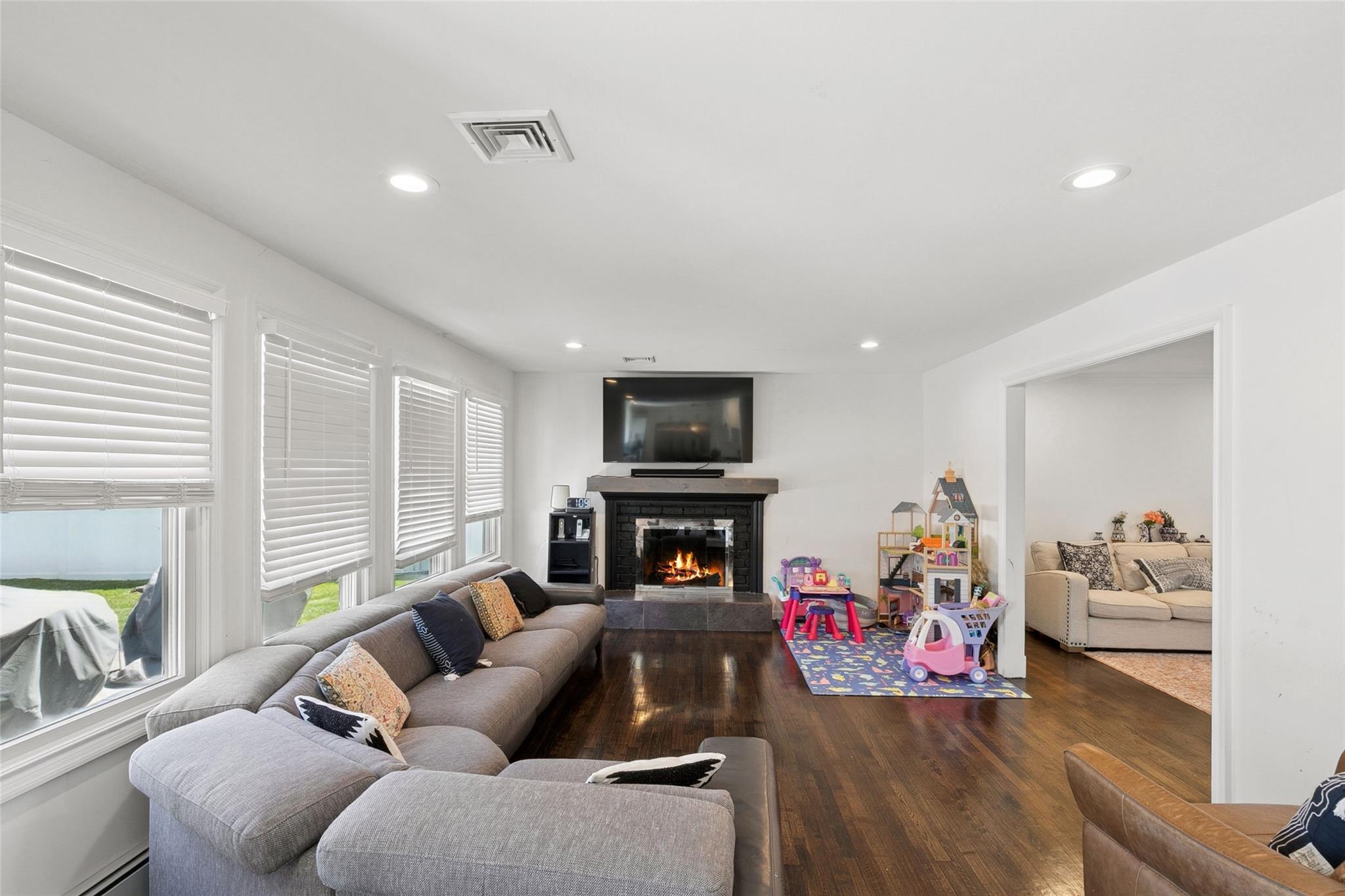 3 Philson Court, Commack, New York image 19