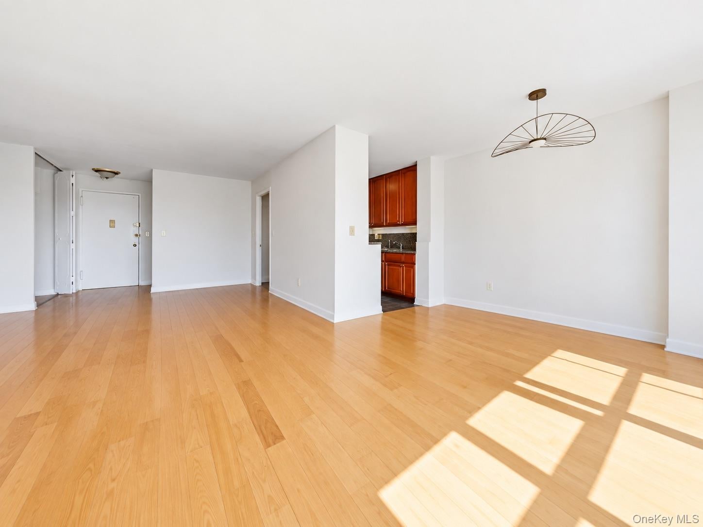555 Kappock Street 25T