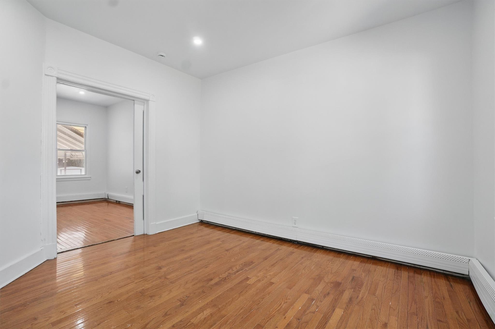 419 S 7th Avenue, Mount Vernon, New York image 4