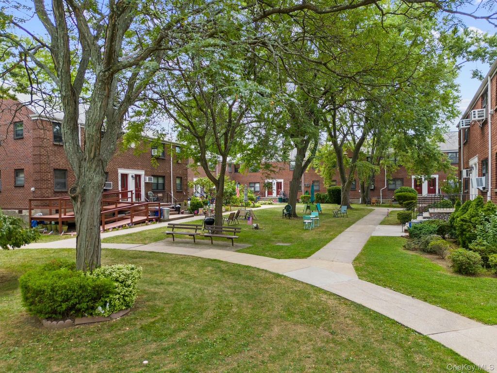 Photo of 160-24 17th Ave Ave #1, Whitestone, NY 11357 (MLS # 952434)