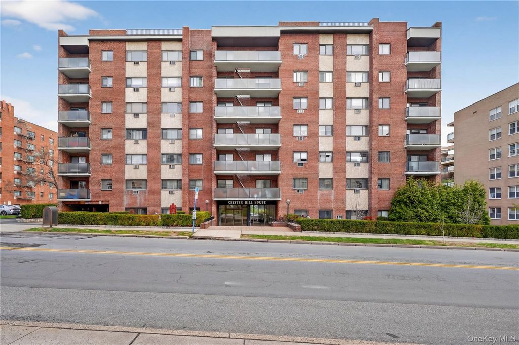 Photo of 395 Westchester Avenue #2M, Port Chester, NY 10573 (MLS # 978916)