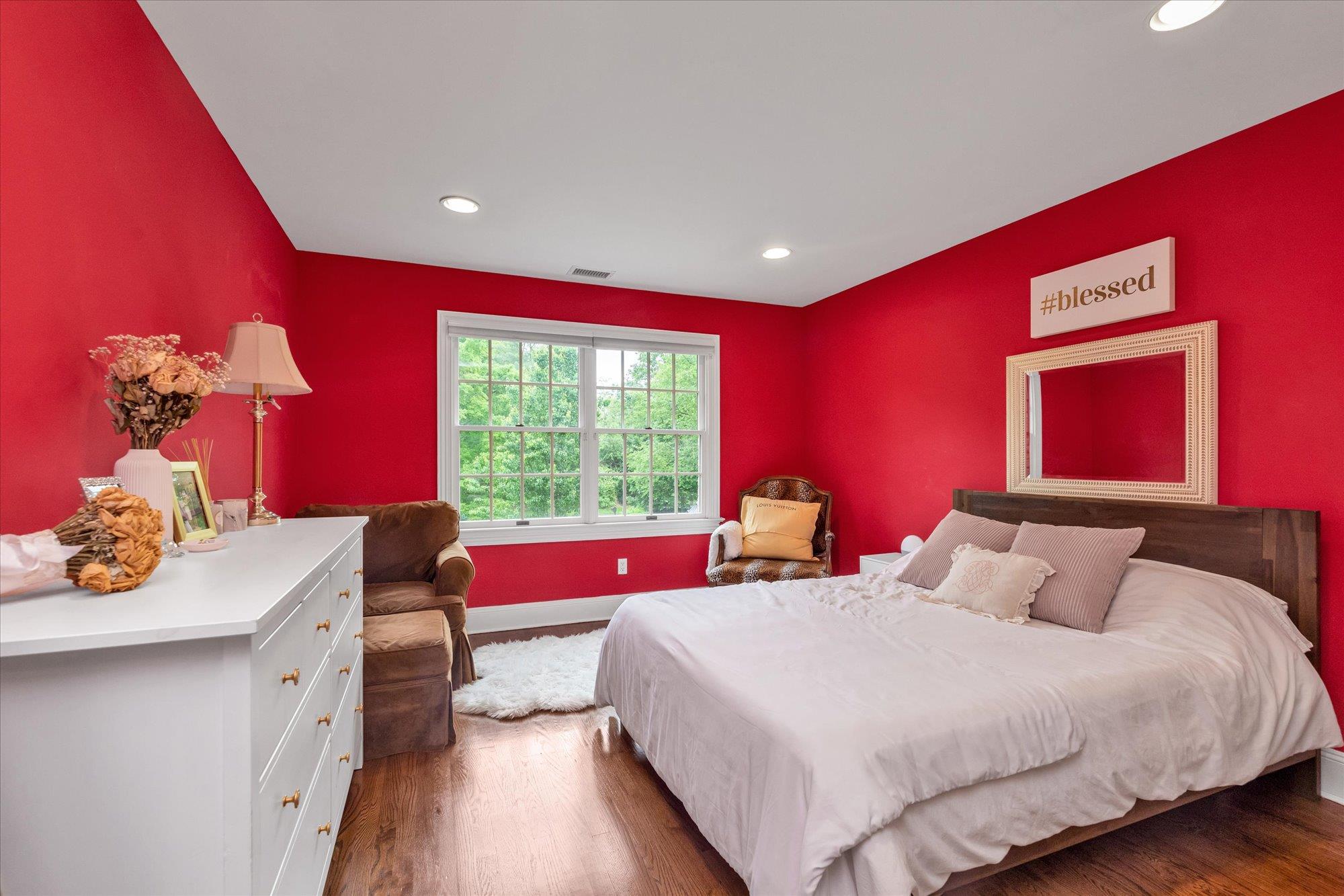 61 Geralind Drive, Syosset, New York image 17