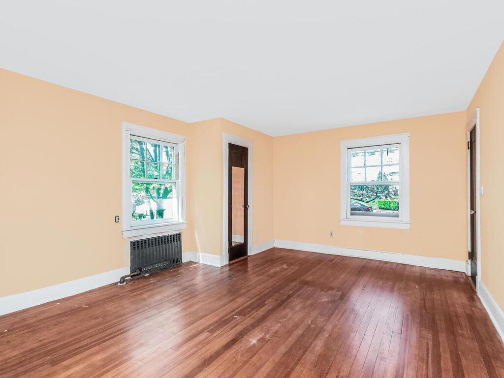 72 Pilgrim Avenue, Yonkers, New York image 16