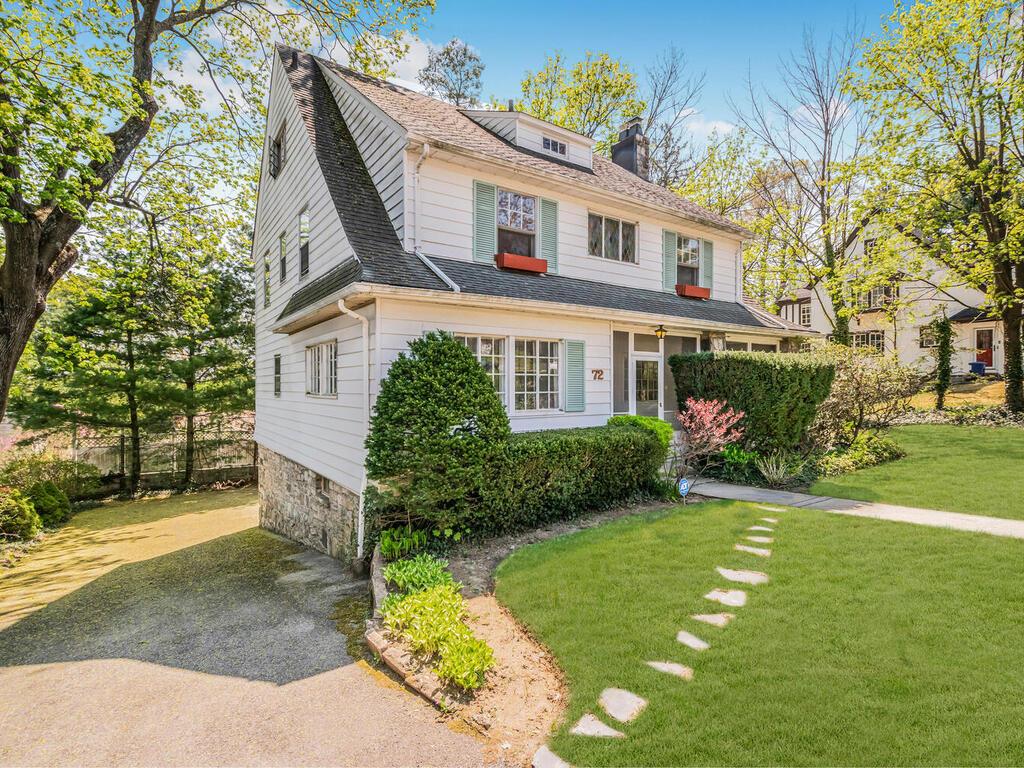 Photo 1 of Pilgrim Avenue, Yonkers, New York, $749,900, Web #: 854313