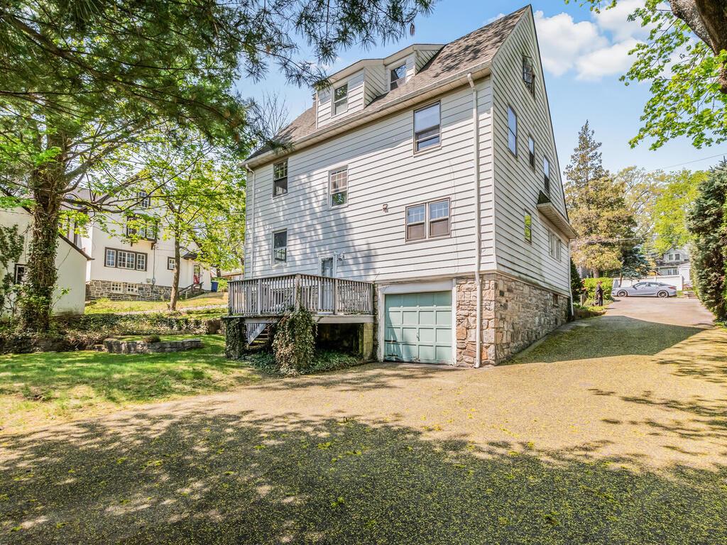 72 Pilgrim Avenue, Yonkers, New York image 20
