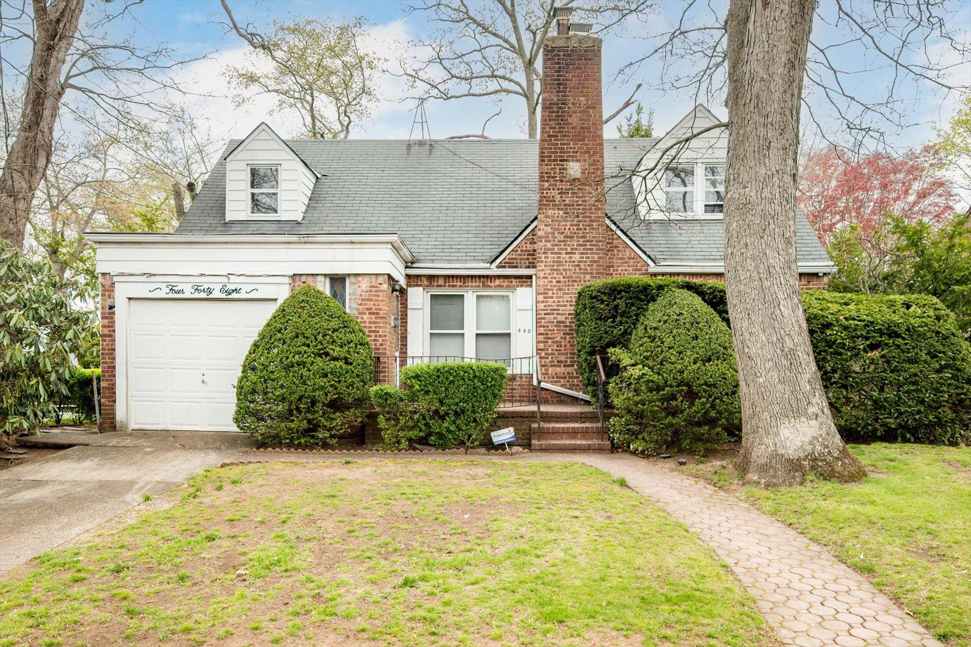 448 Coolidge Street, West Hempstead, New York image 1