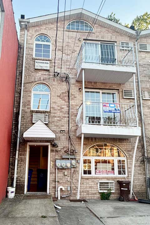 Multifamily For Rent - 94-86 218th Street #2ND FLOOR<br/> Queens County, Queens Village, NY 11428