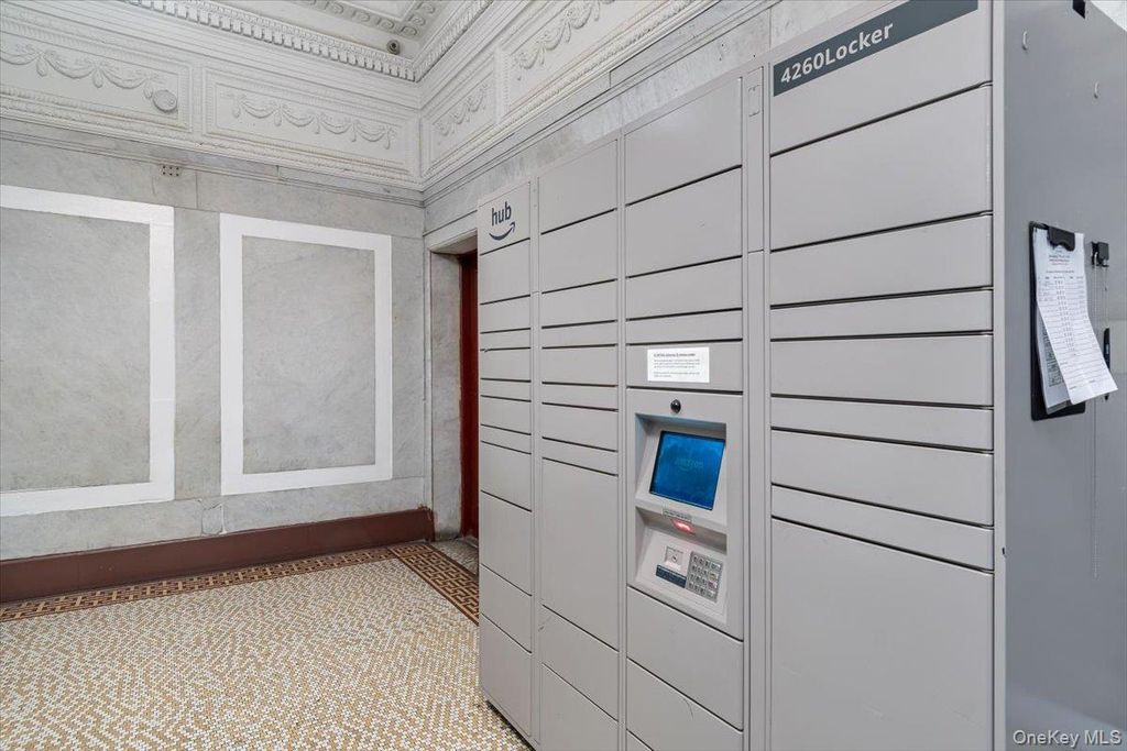 Photo of 4260 Broadway #604, New York (Manhattan), NY 10033 (MLS # 948910)