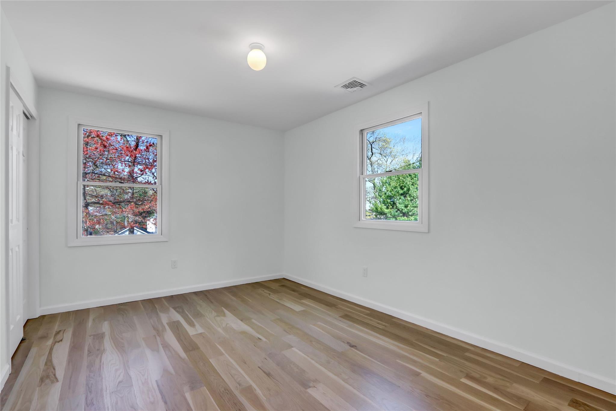 12 Syosset Road, Sound Beach, New York image 27