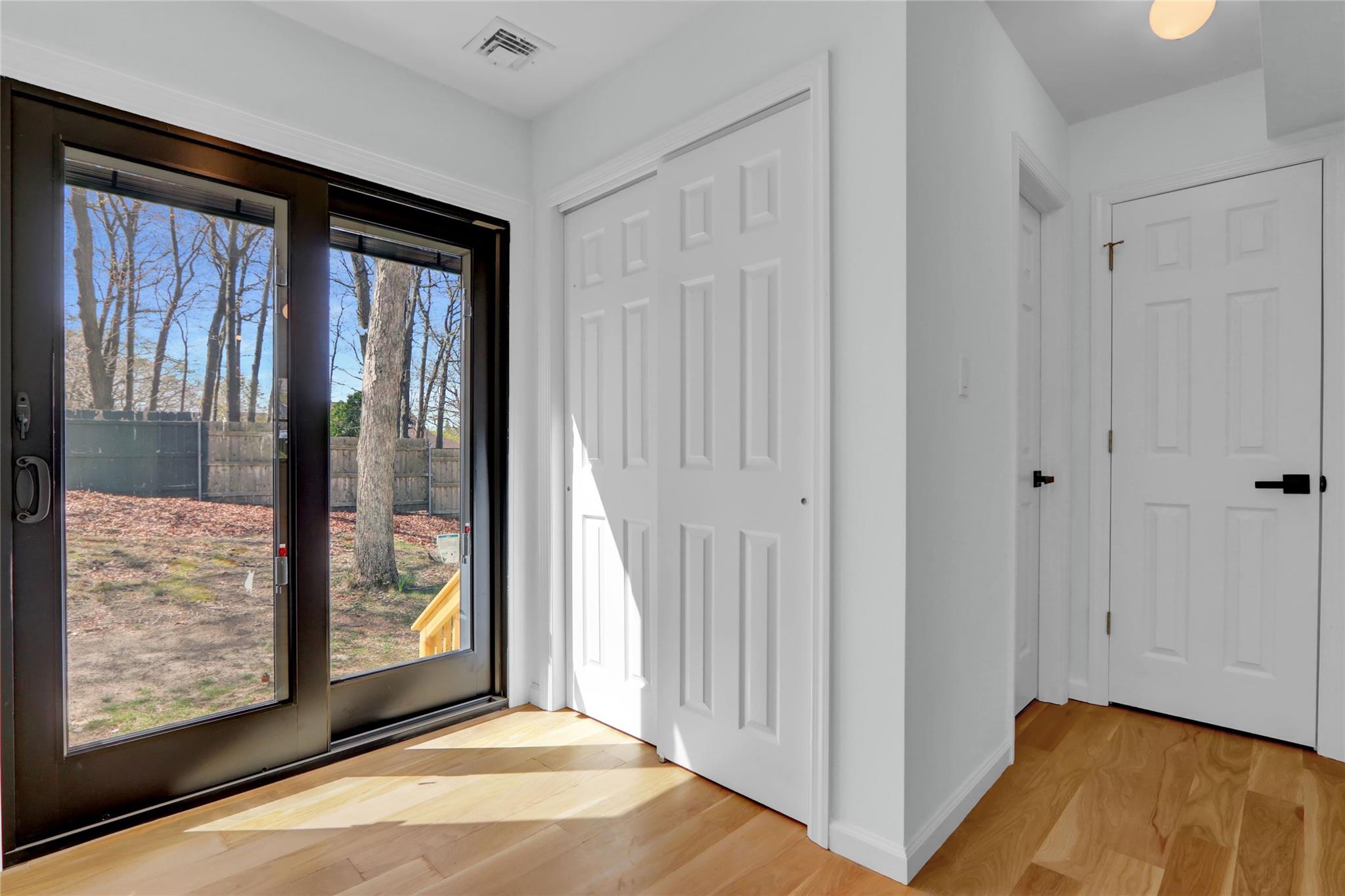 12 Syosset Road, Sound Beach, New York image 22