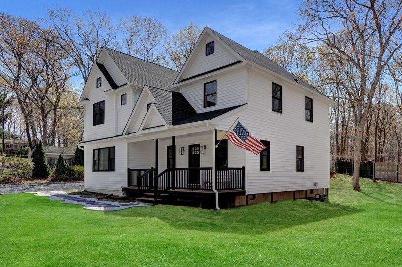 12 Syosset Road, Sound Beach, New York image 5
