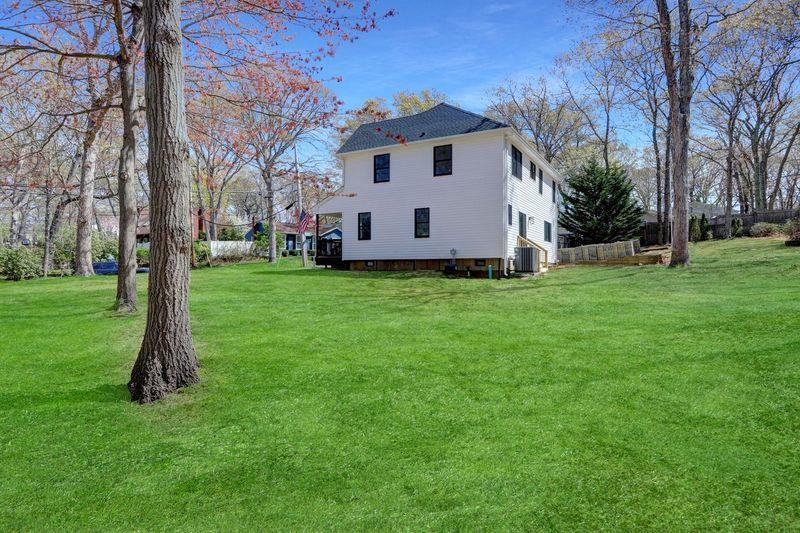 12 Syosset Road, Sound Beach, New York image 7