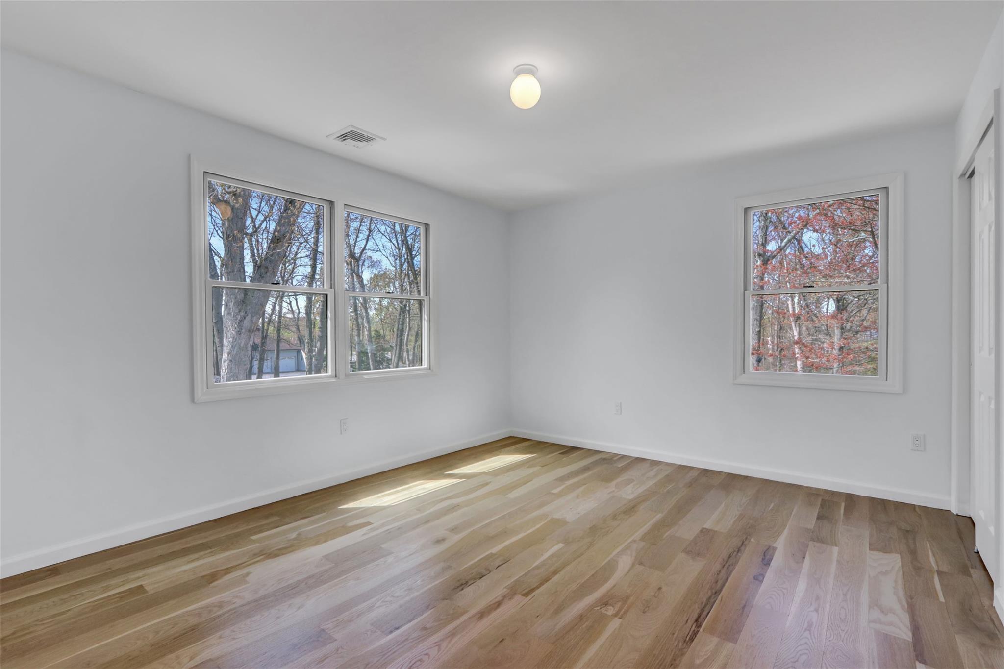 12 Syosset Road, Sound Beach, New York image 29